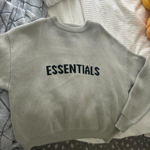 ESSENTIALS fear of god knit crew neck size medium unisex